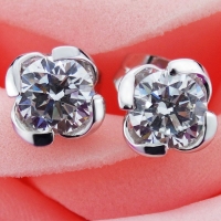 皇家珠宝  花样系列 18K钻石耳环